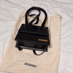 Jacquemus- Le Chiquito moyen ✨